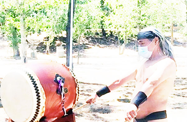 TAIKO. Nueva sesión del taller de percusión japones en ADN